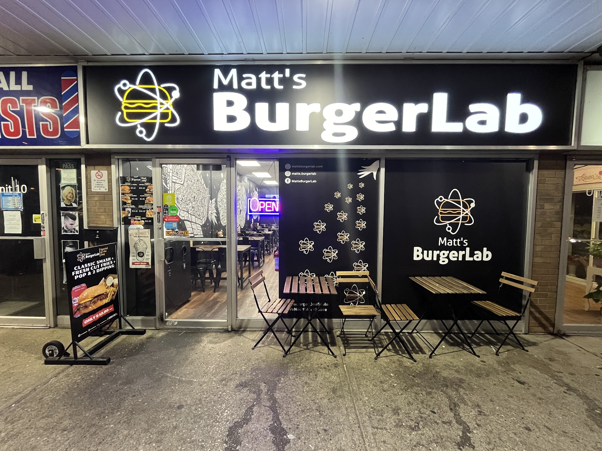 restaurant 193176 1775150075