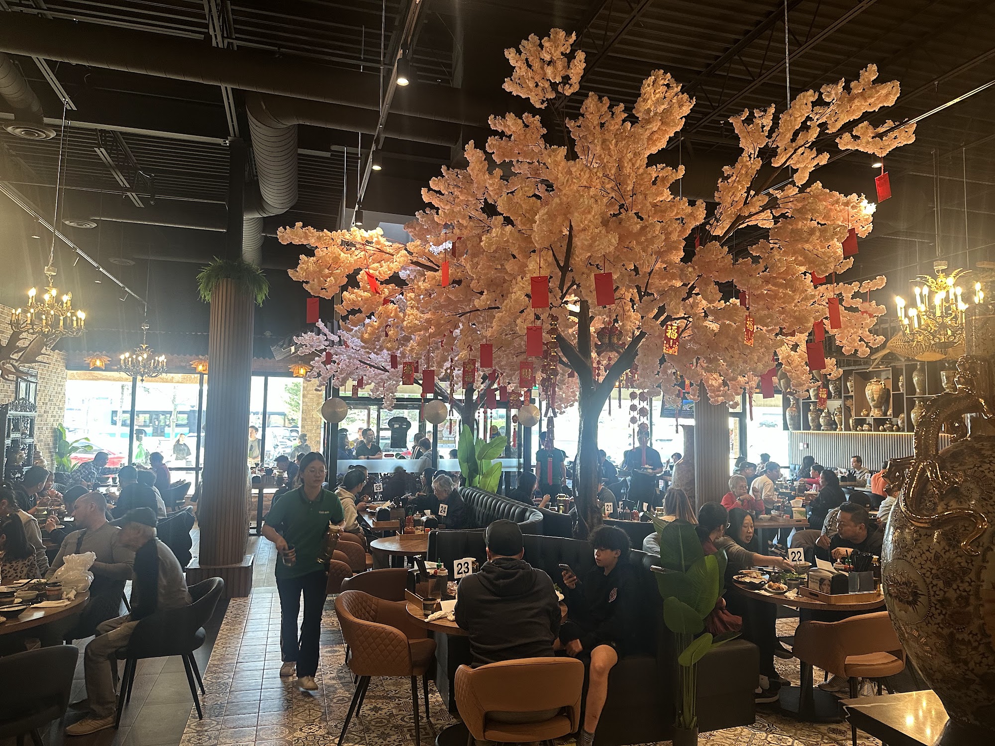 restaurant 193239 1775150098