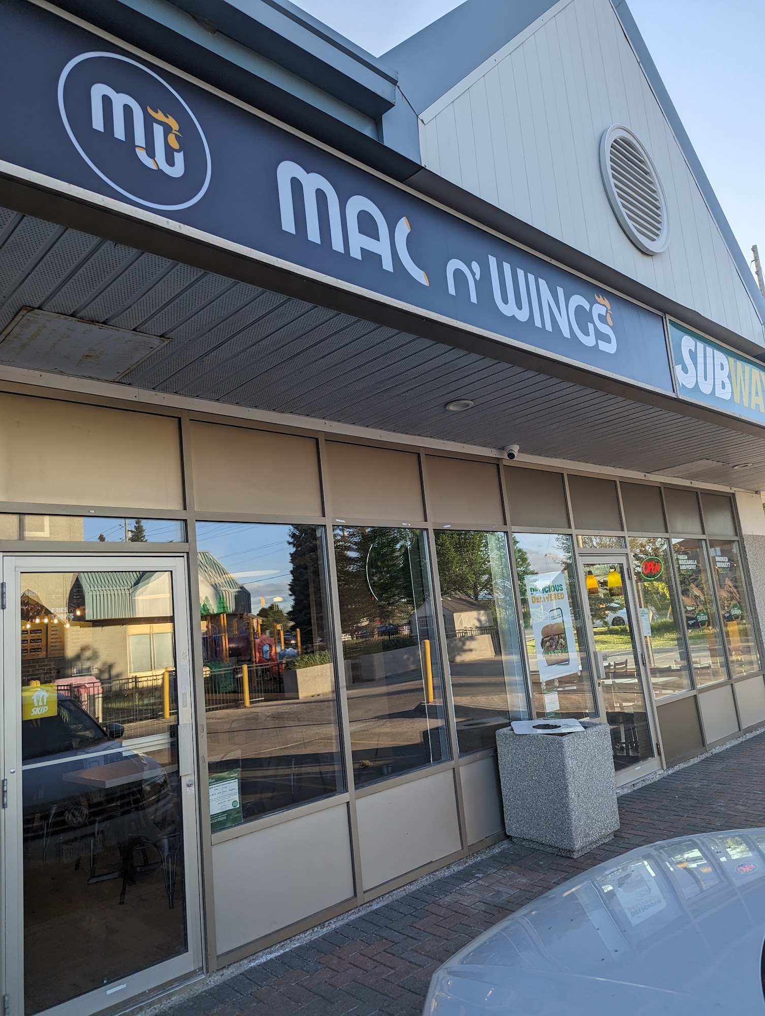 restaurant 193268 1775150105