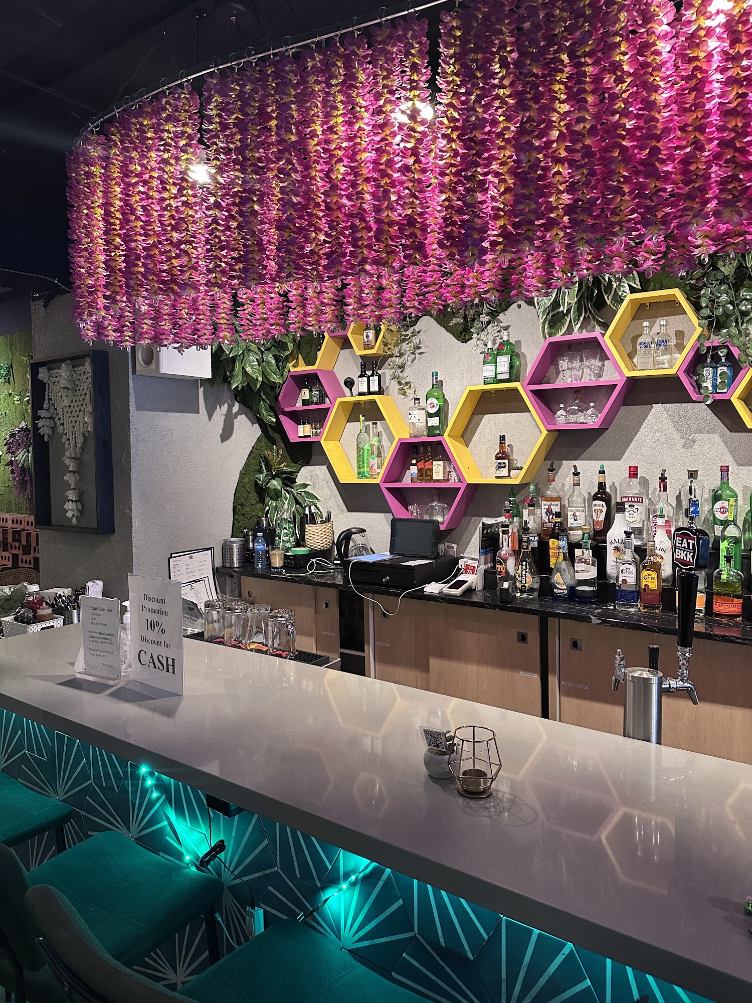 restaurant 193492 1775150172