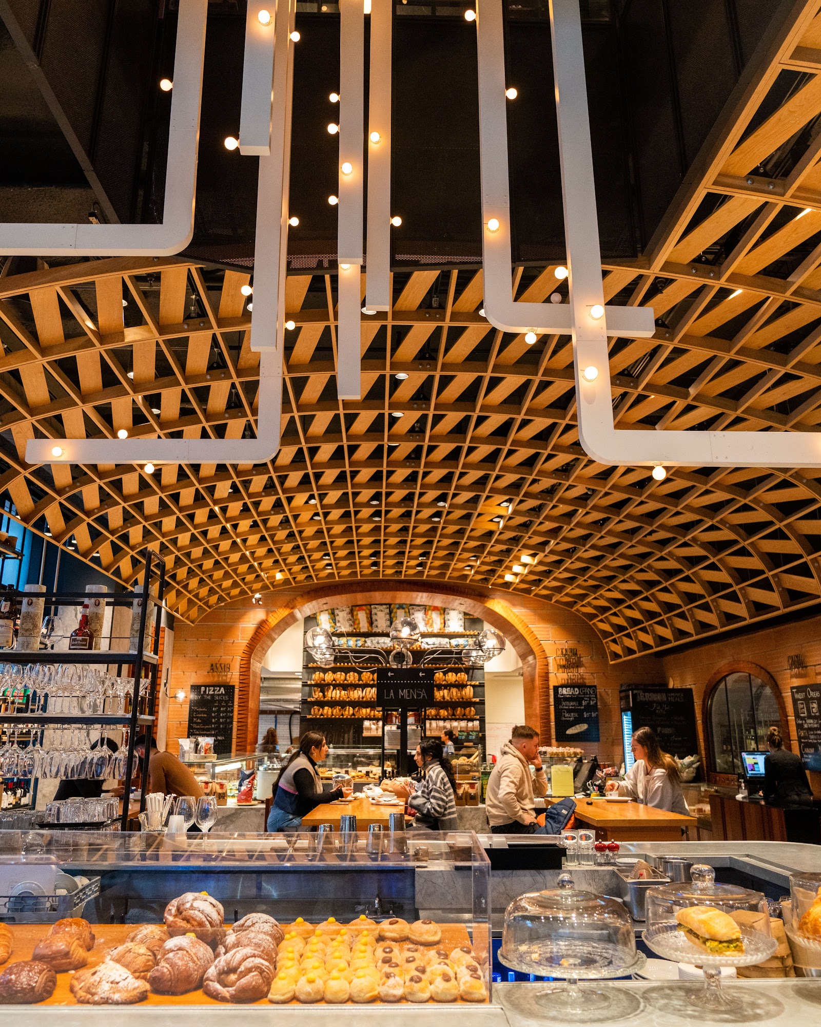 restaurant 193718 1775150239