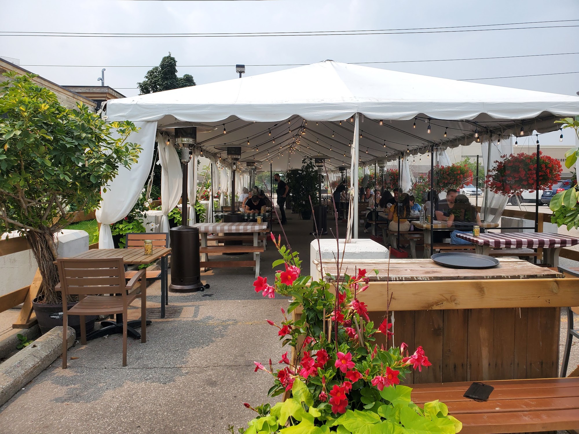 restaurant 193726 1775150244