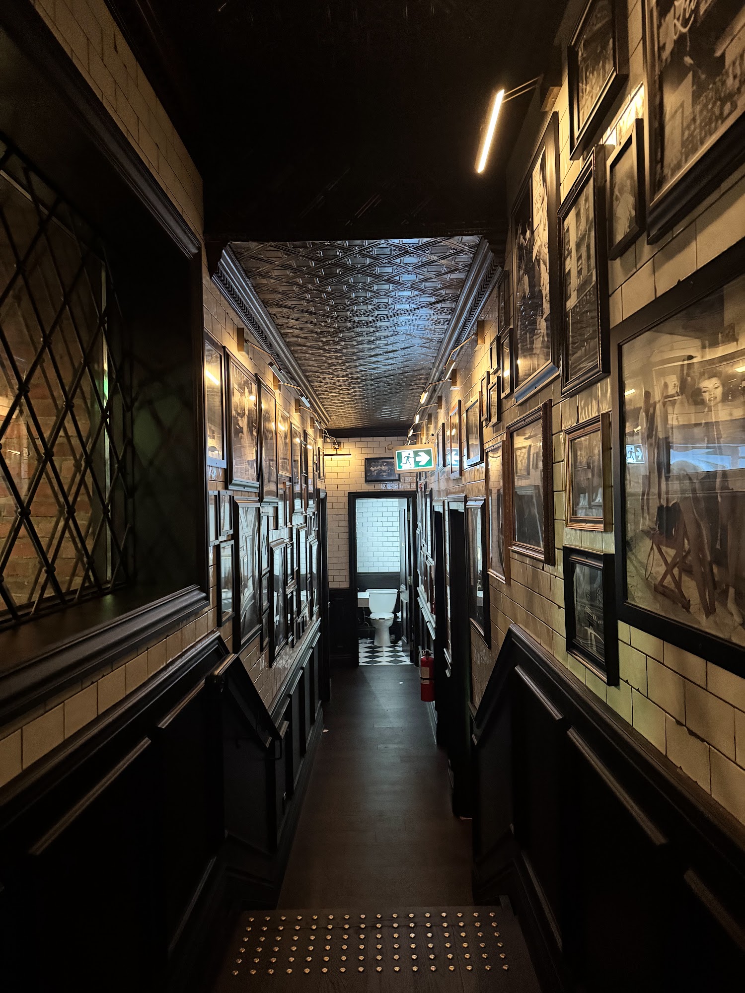 restaurant 193755 1775150251