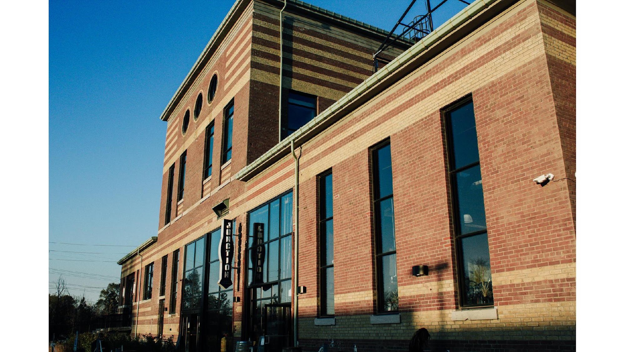 restaurant 193994 1775150320