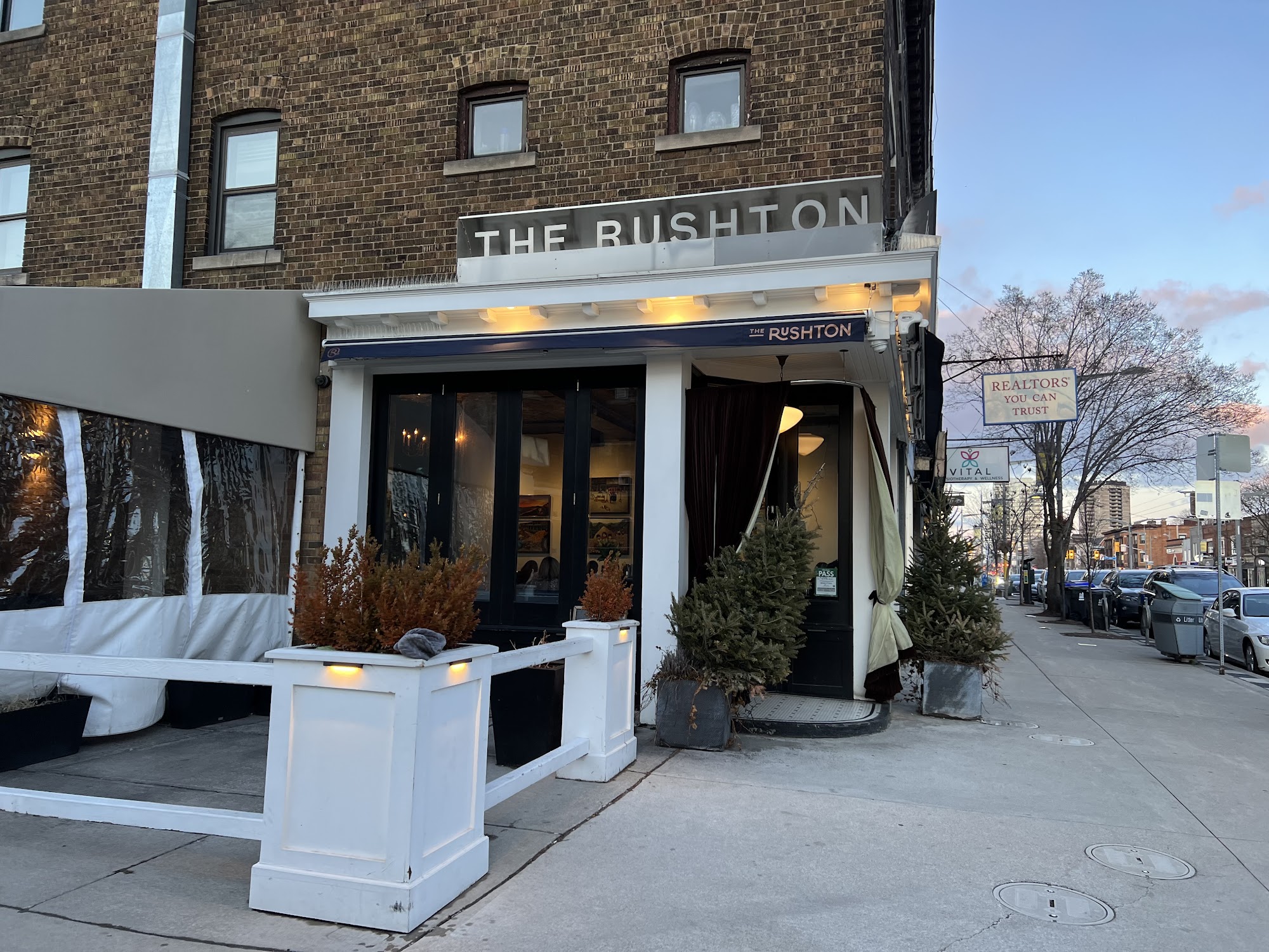 restaurant 194311 1775153473