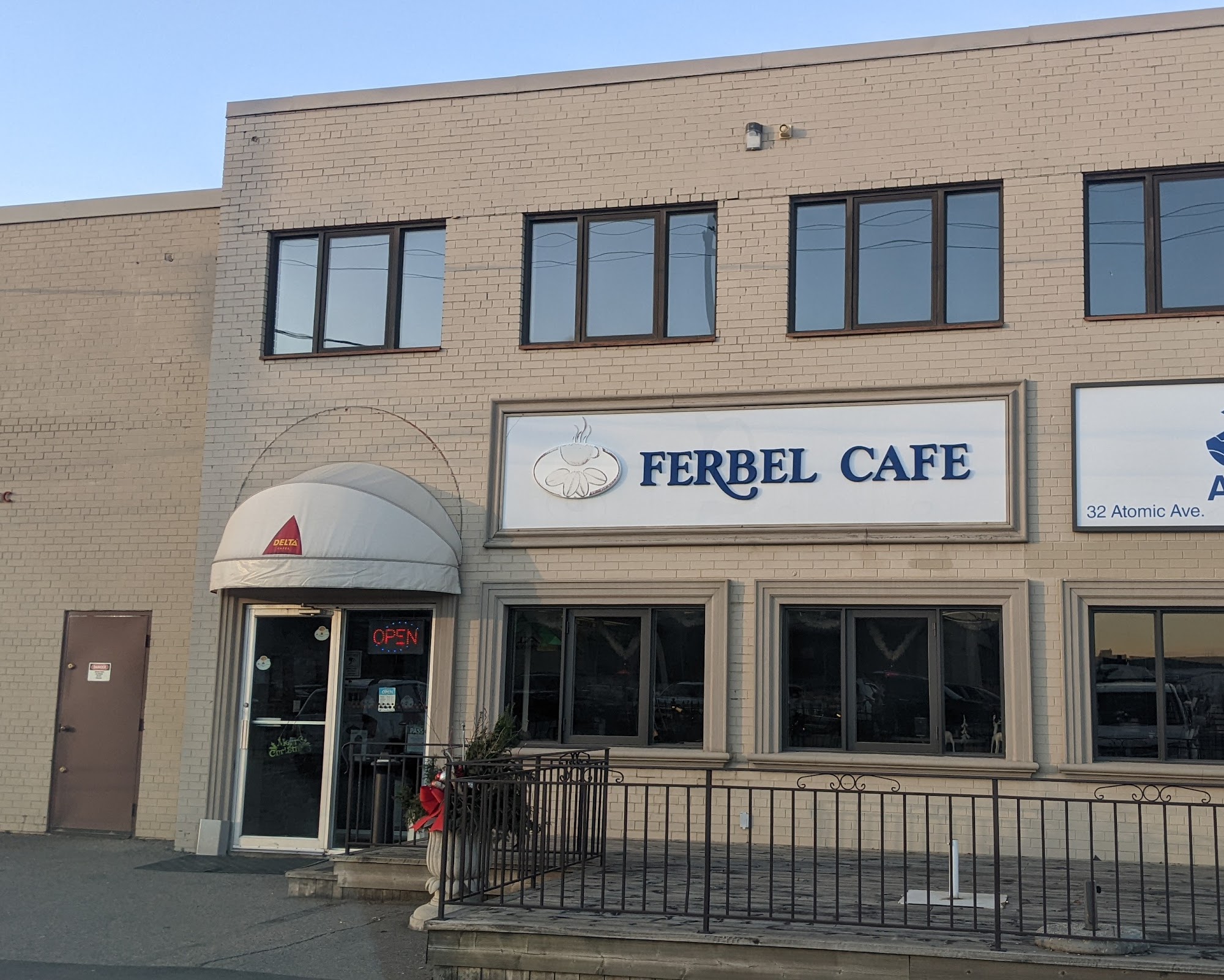 restaurant 194395 1775153497