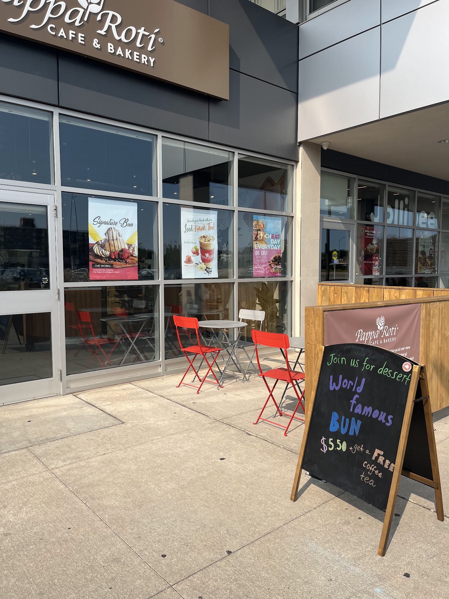 restaurant 194417 1775153504