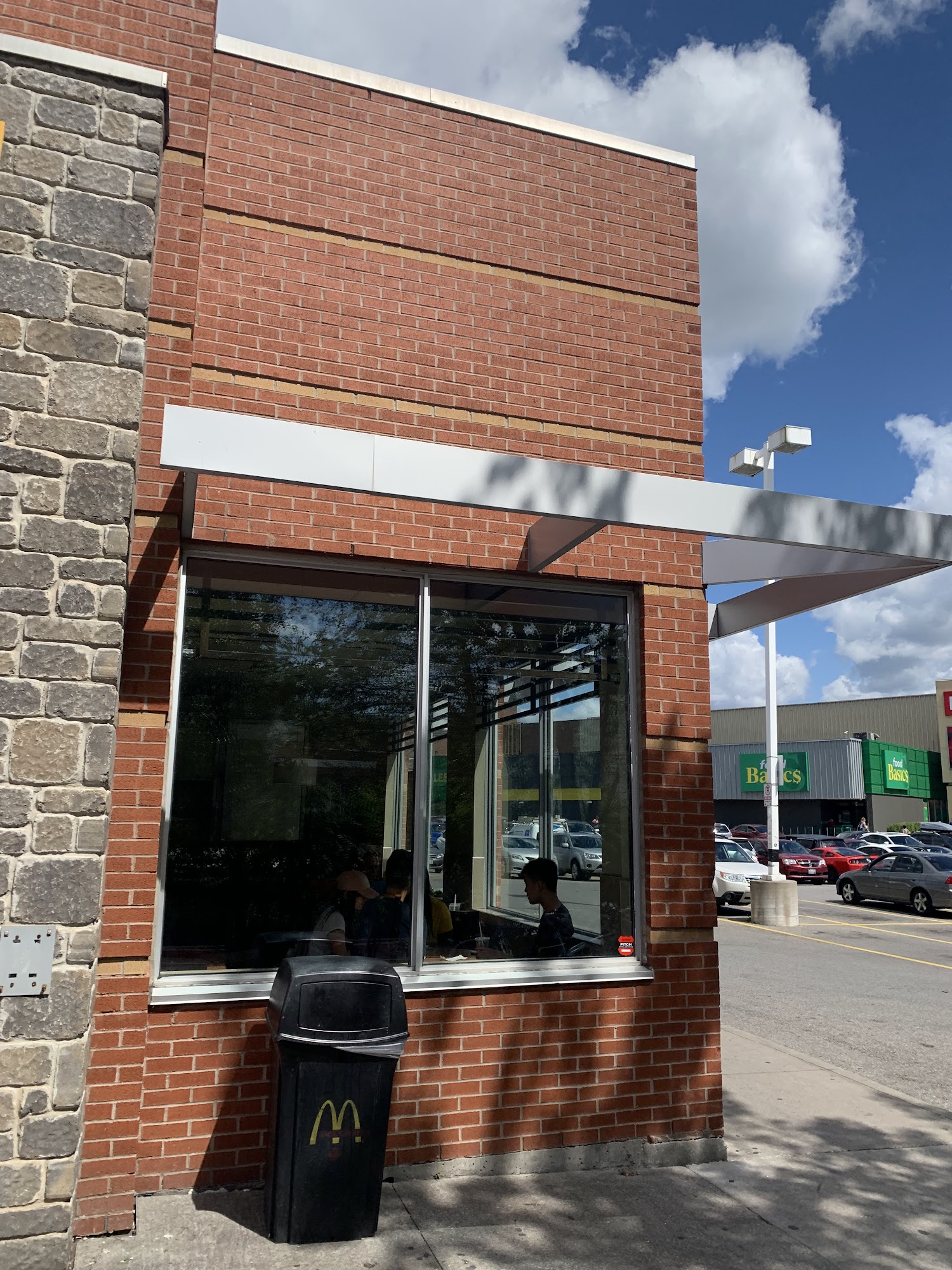 restaurant 194494 1775153530