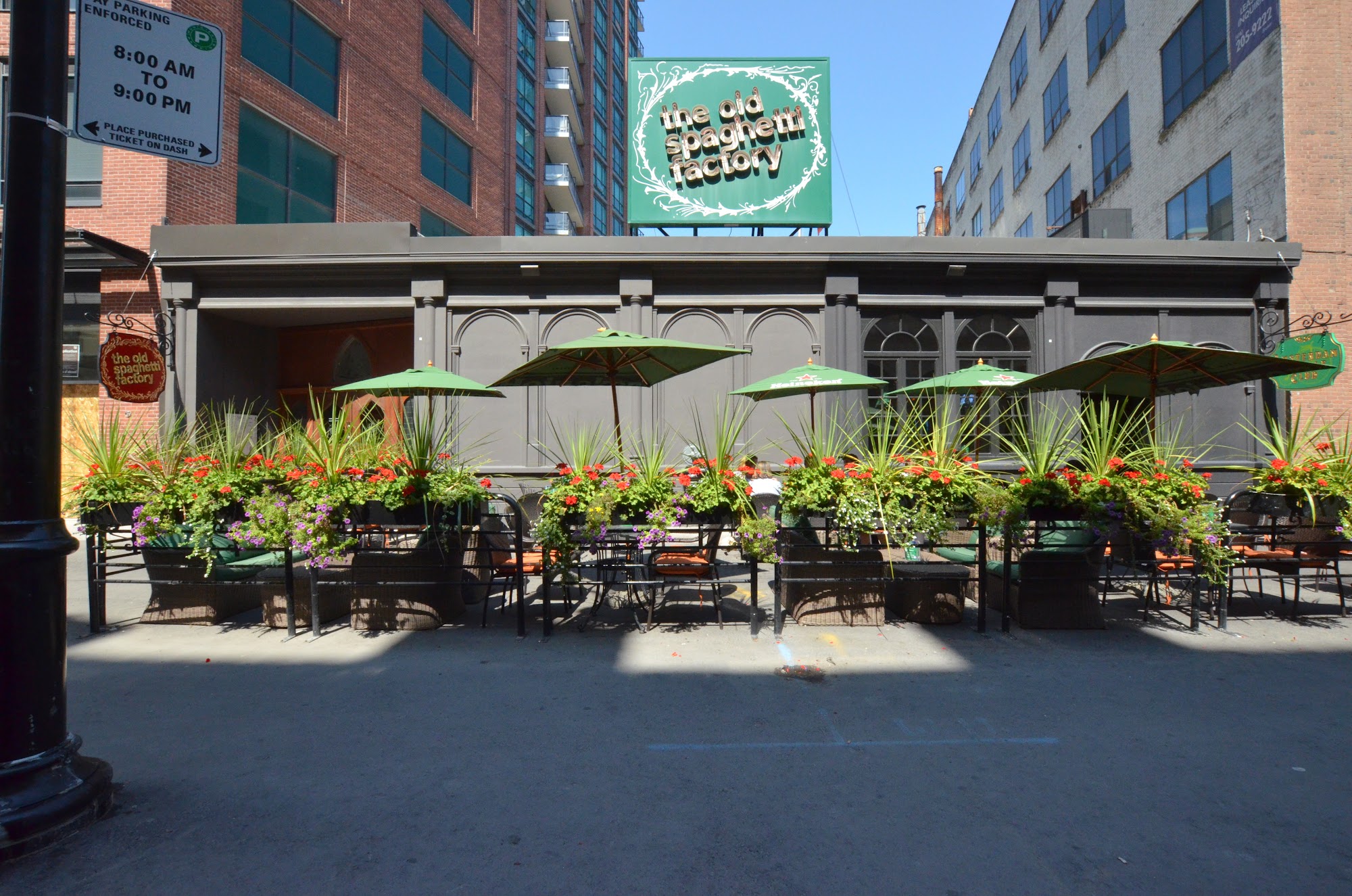 restaurant 194545 1775153543