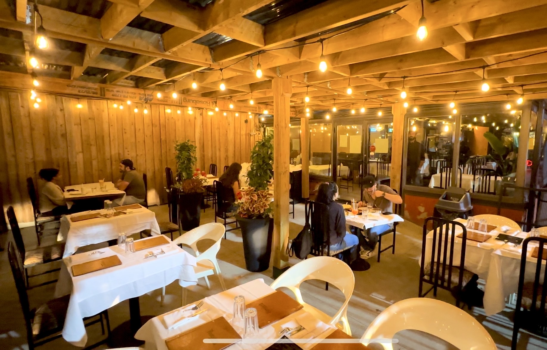 restaurant 194626 1775153568