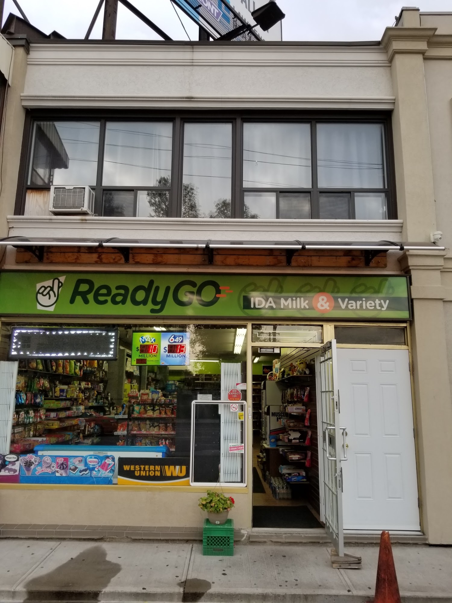 restaurant 194645 1775153575