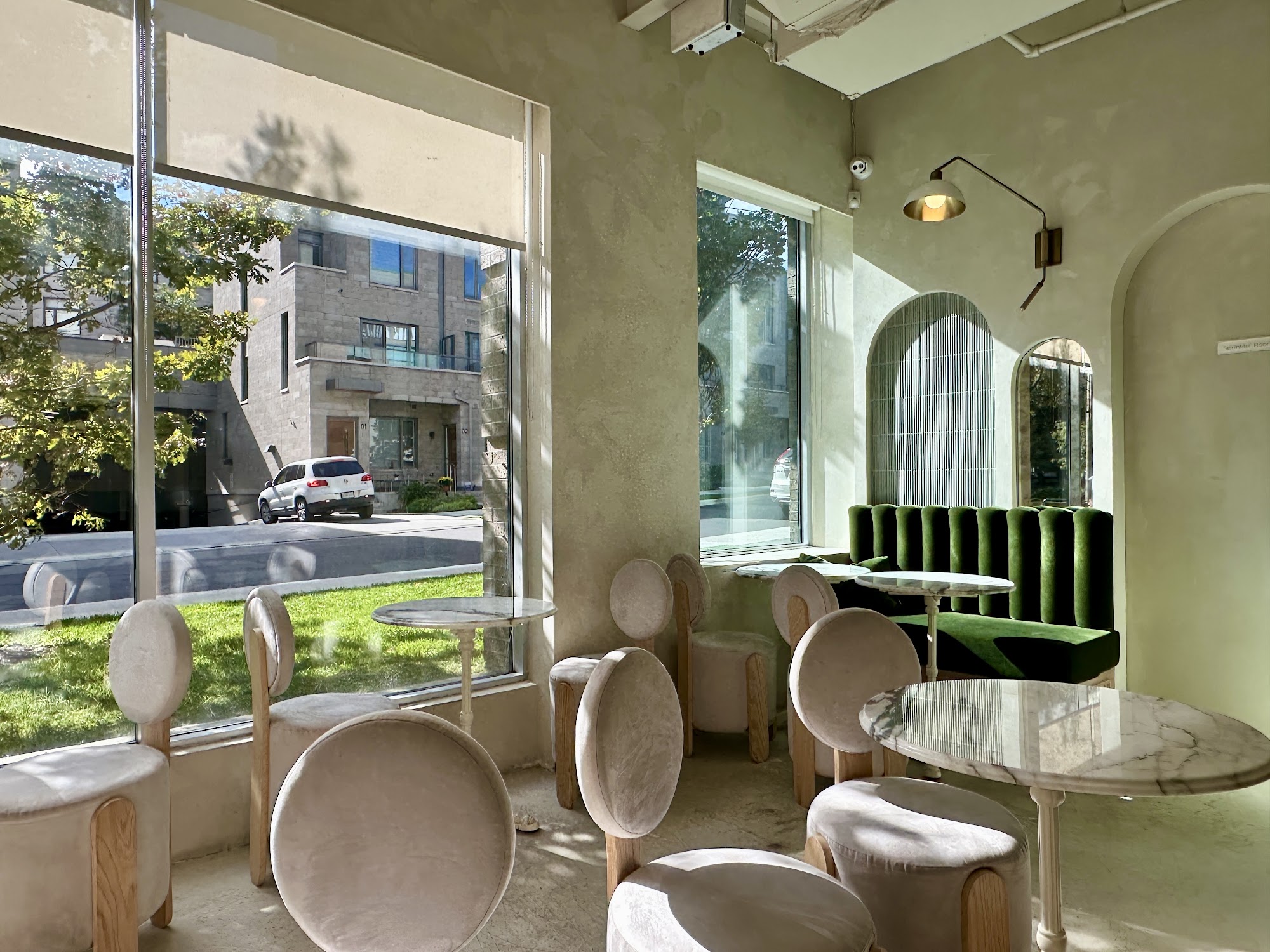 restaurant 194646 1775153575