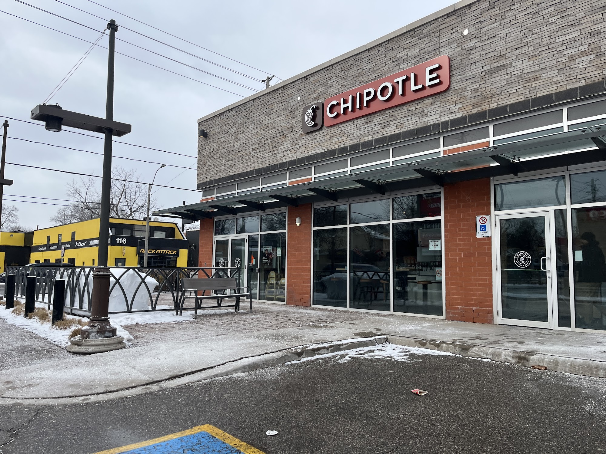 restaurant 194747 1775153610