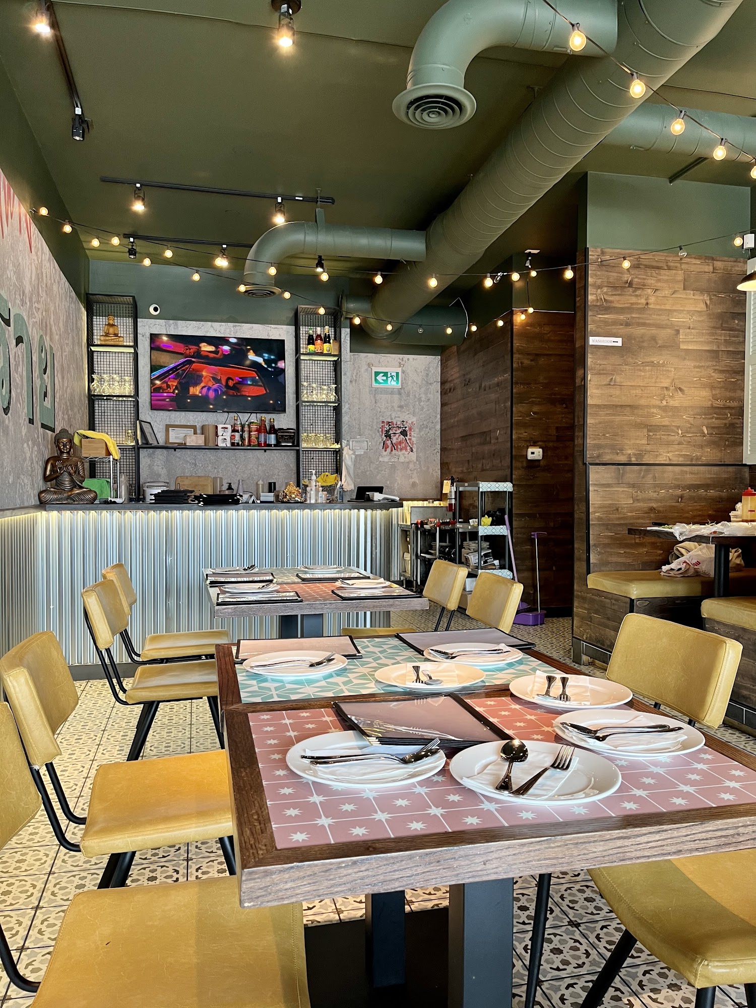 restaurant 194748 1775153610