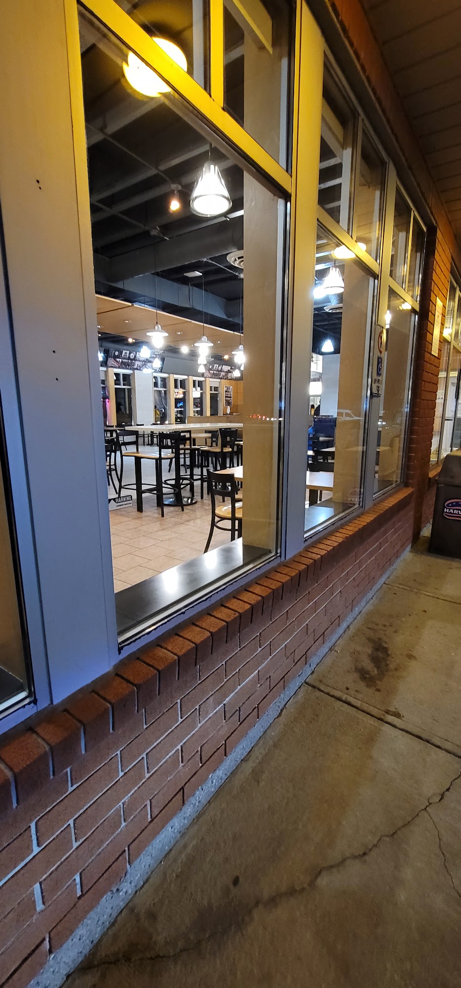 restaurant 194772 1775153617