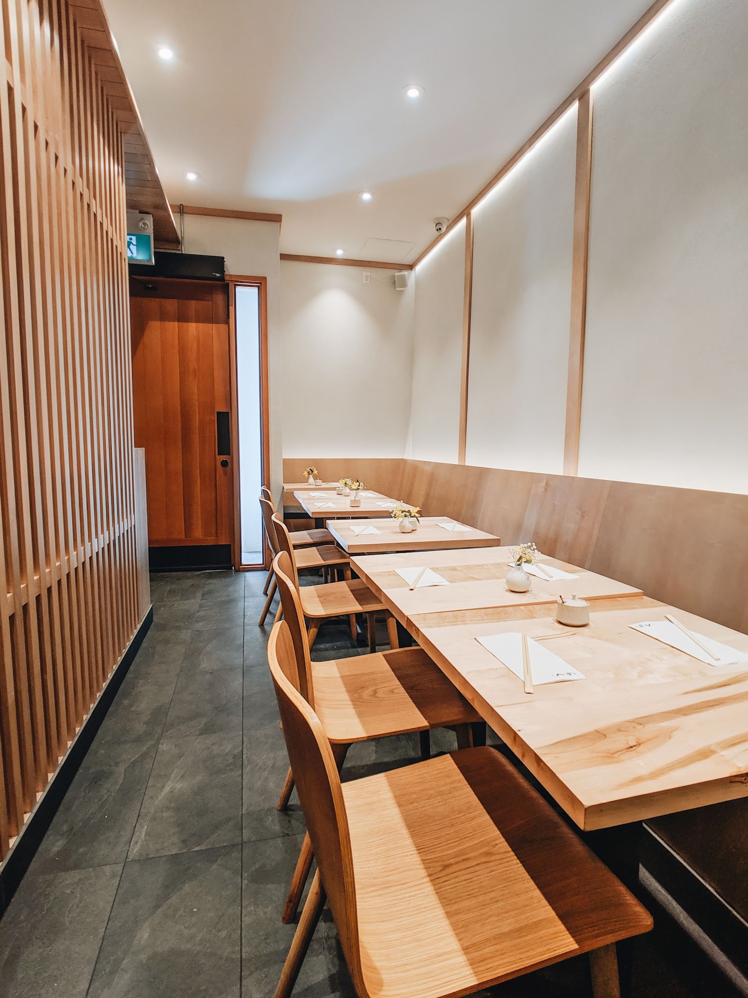 restaurant 194888 1775153656