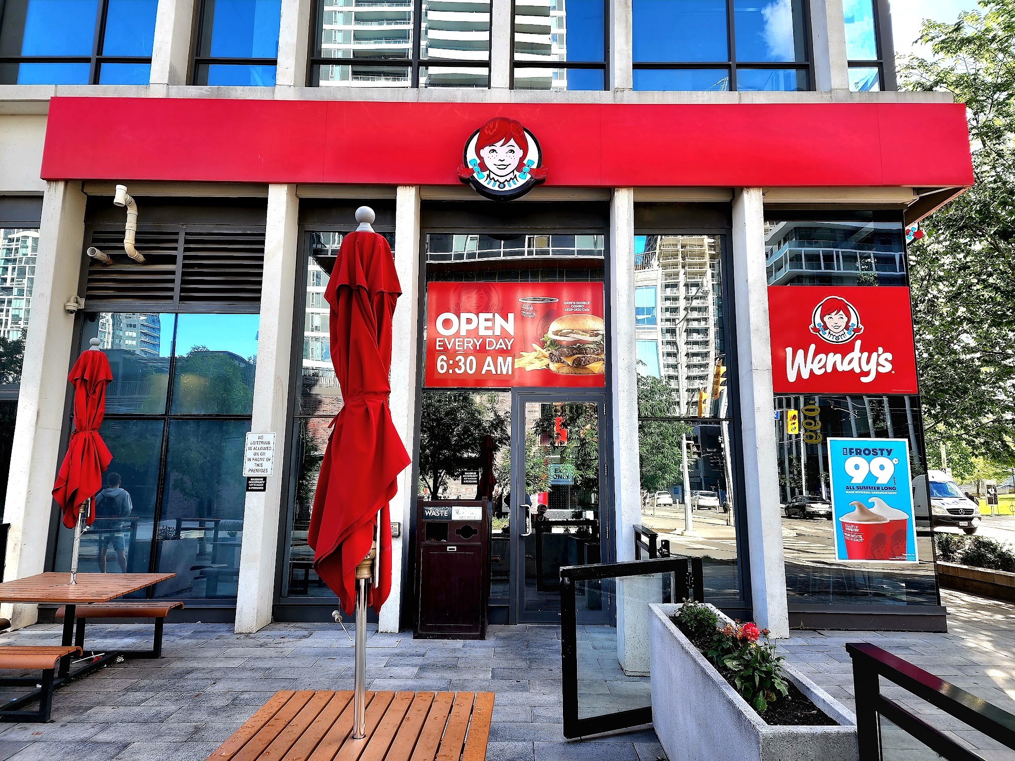 restaurant 194895 1775153660