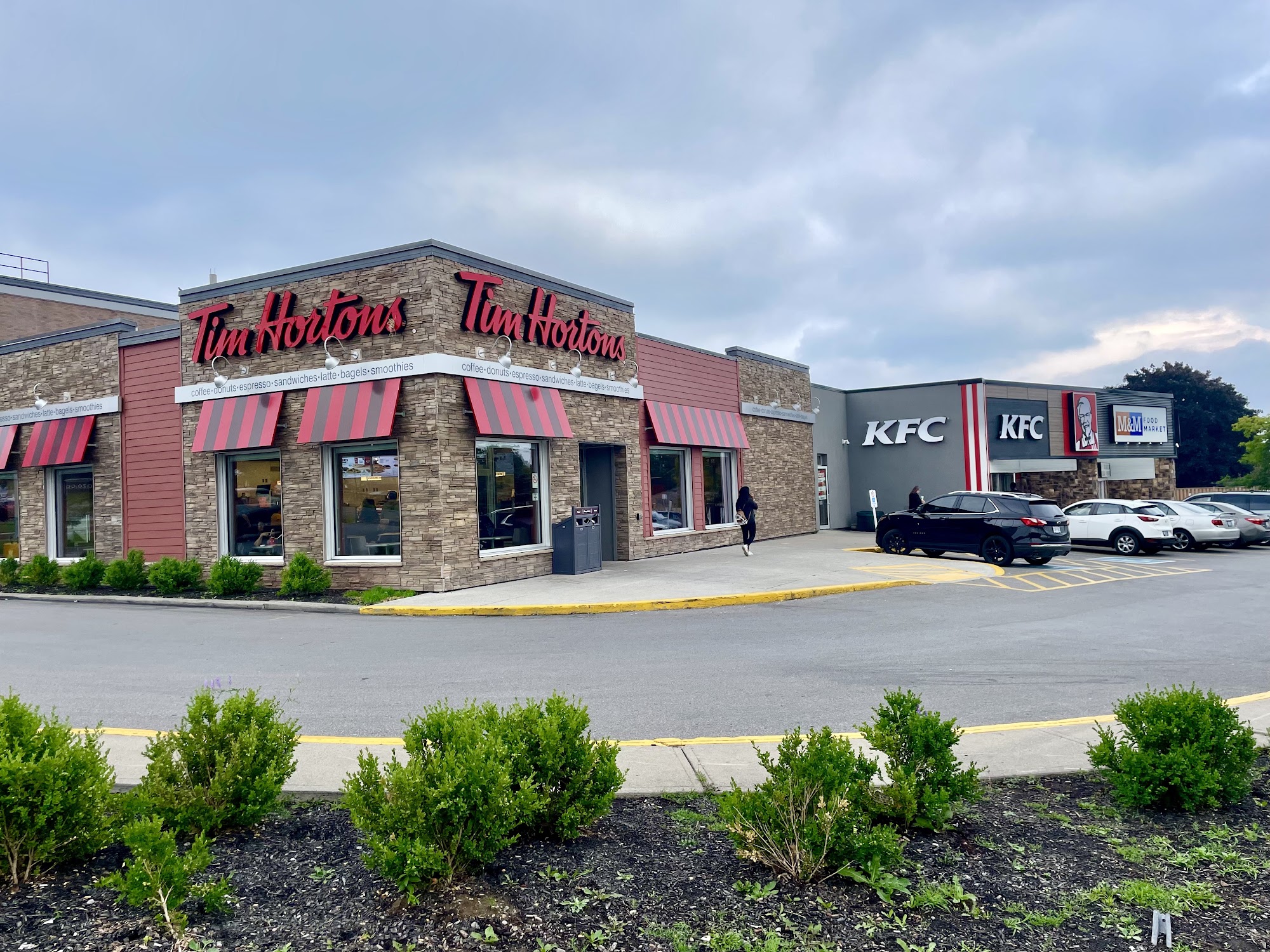 restaurant 194999 1775153692