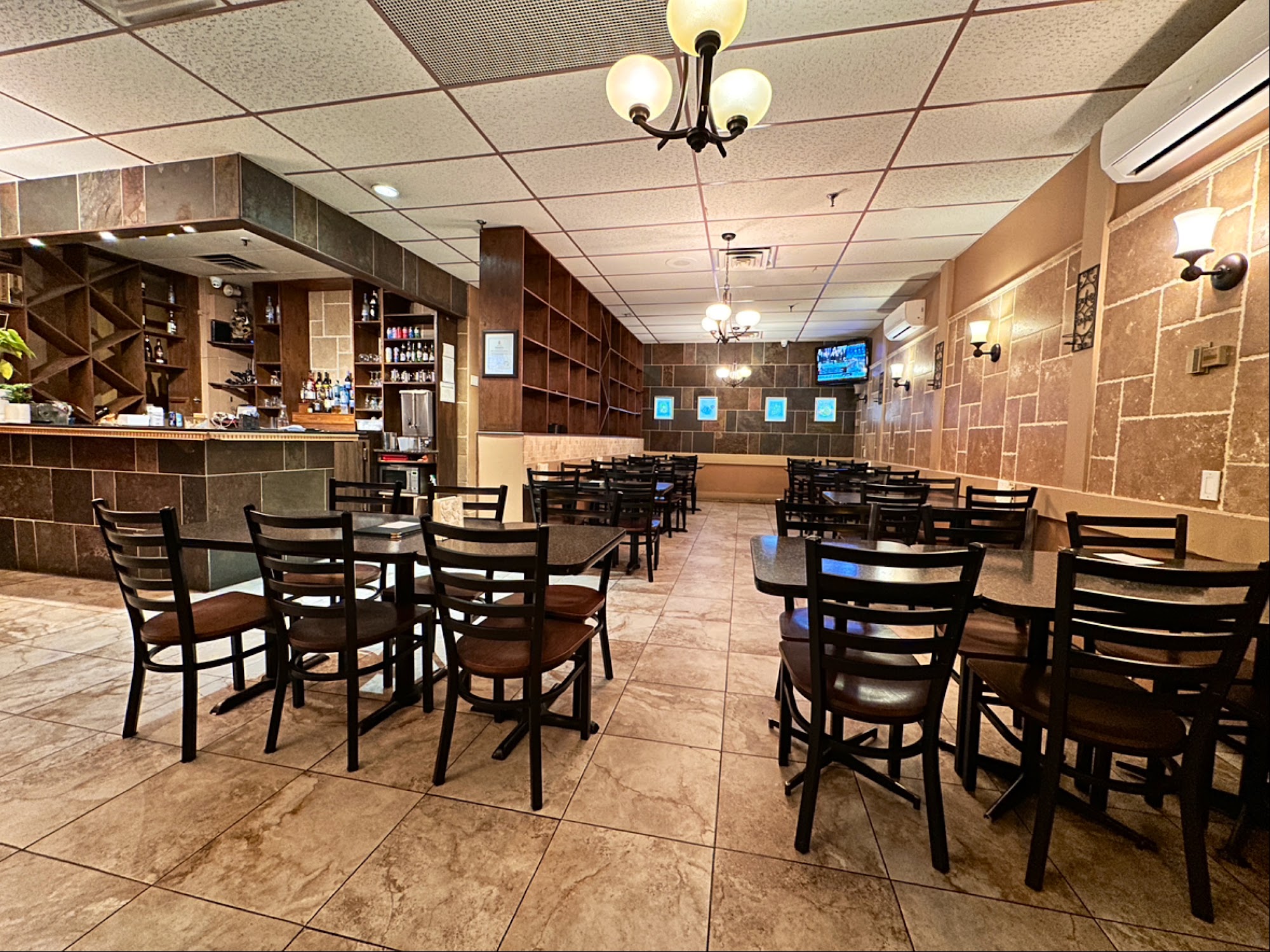 restaurant 195018 1775153699