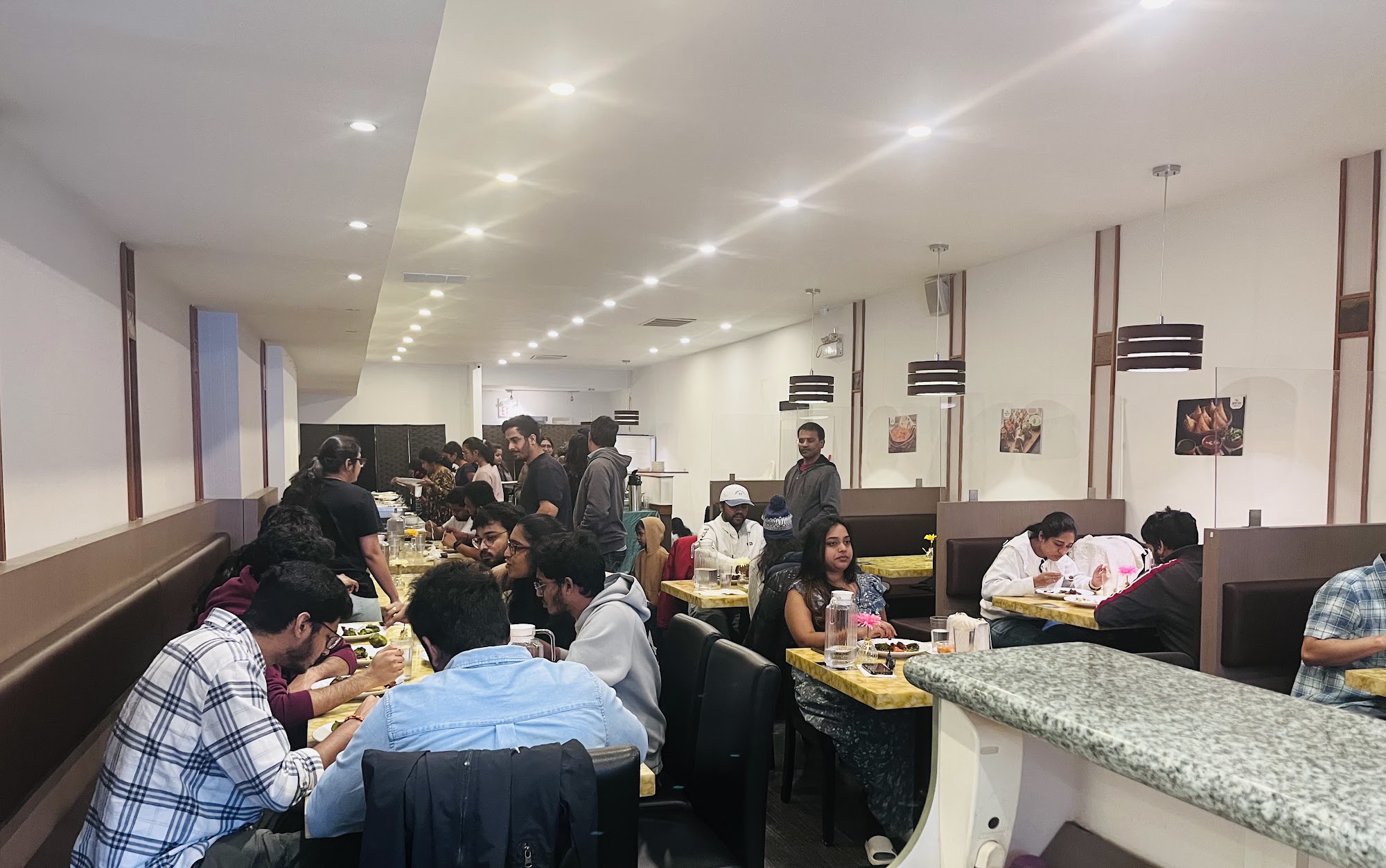 restaurant 195026 1775153707