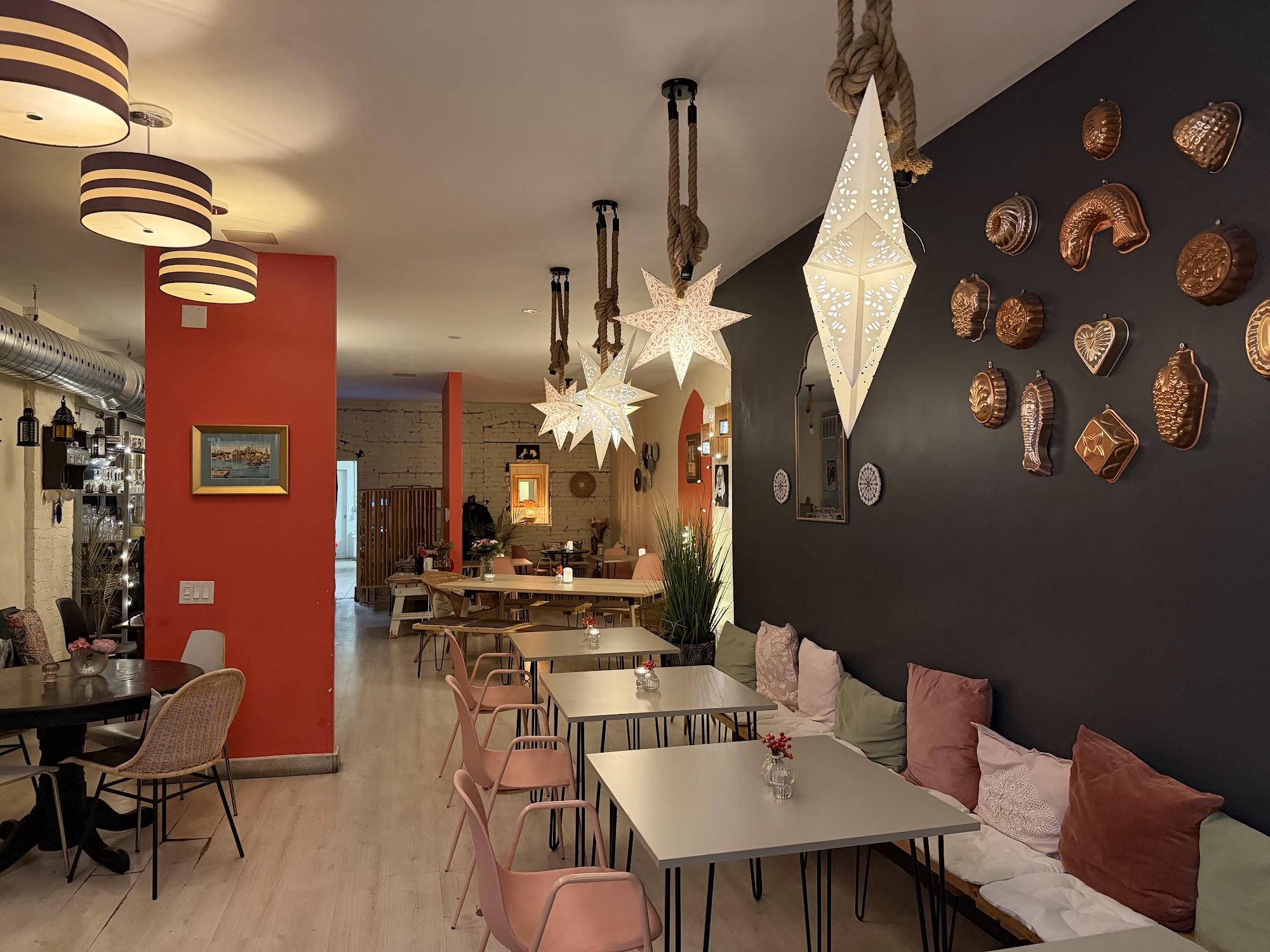 restaurant 195082 1775153720