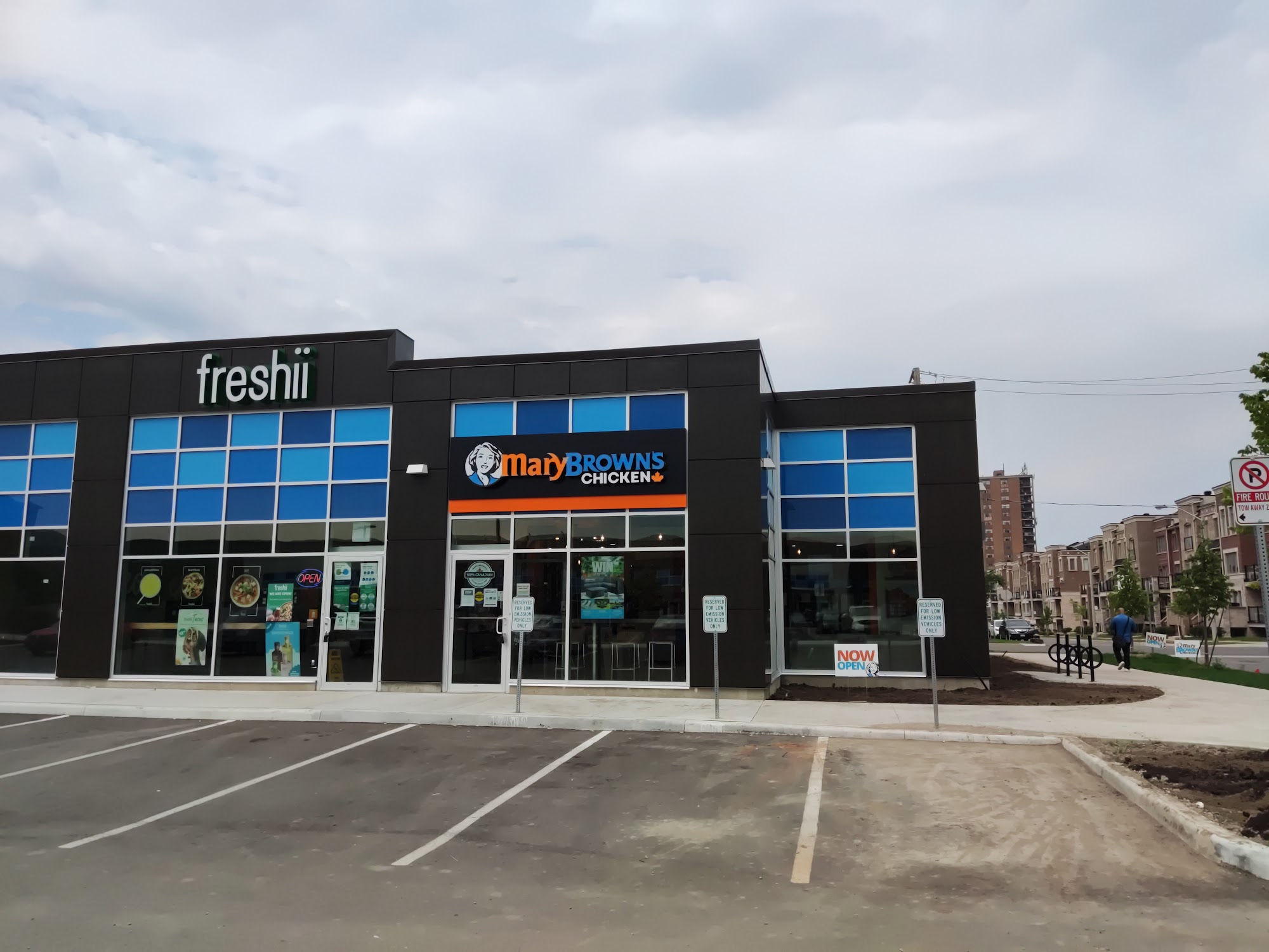 restaurant 195087 1775153725