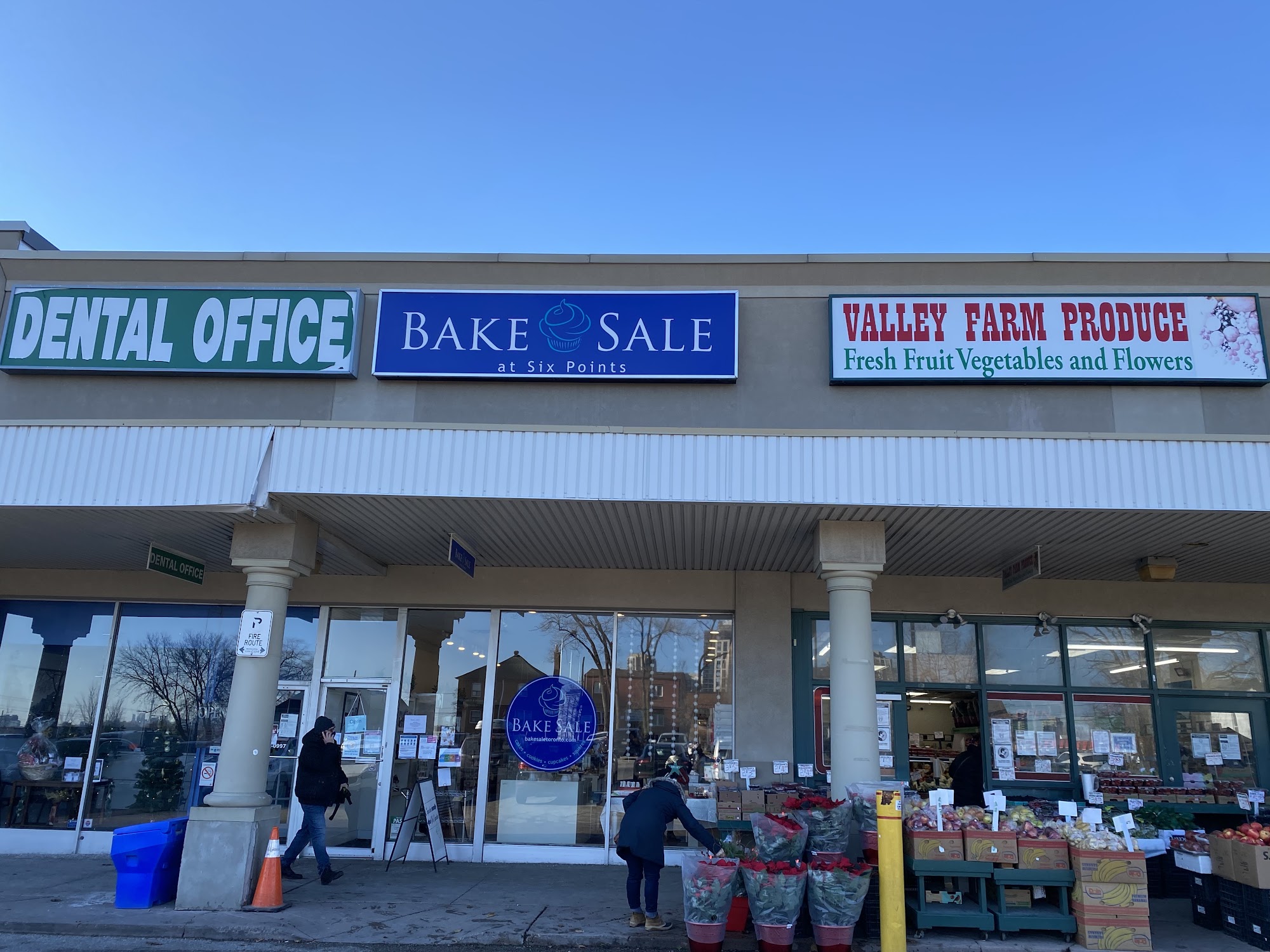 restaurant 195128 1775153736