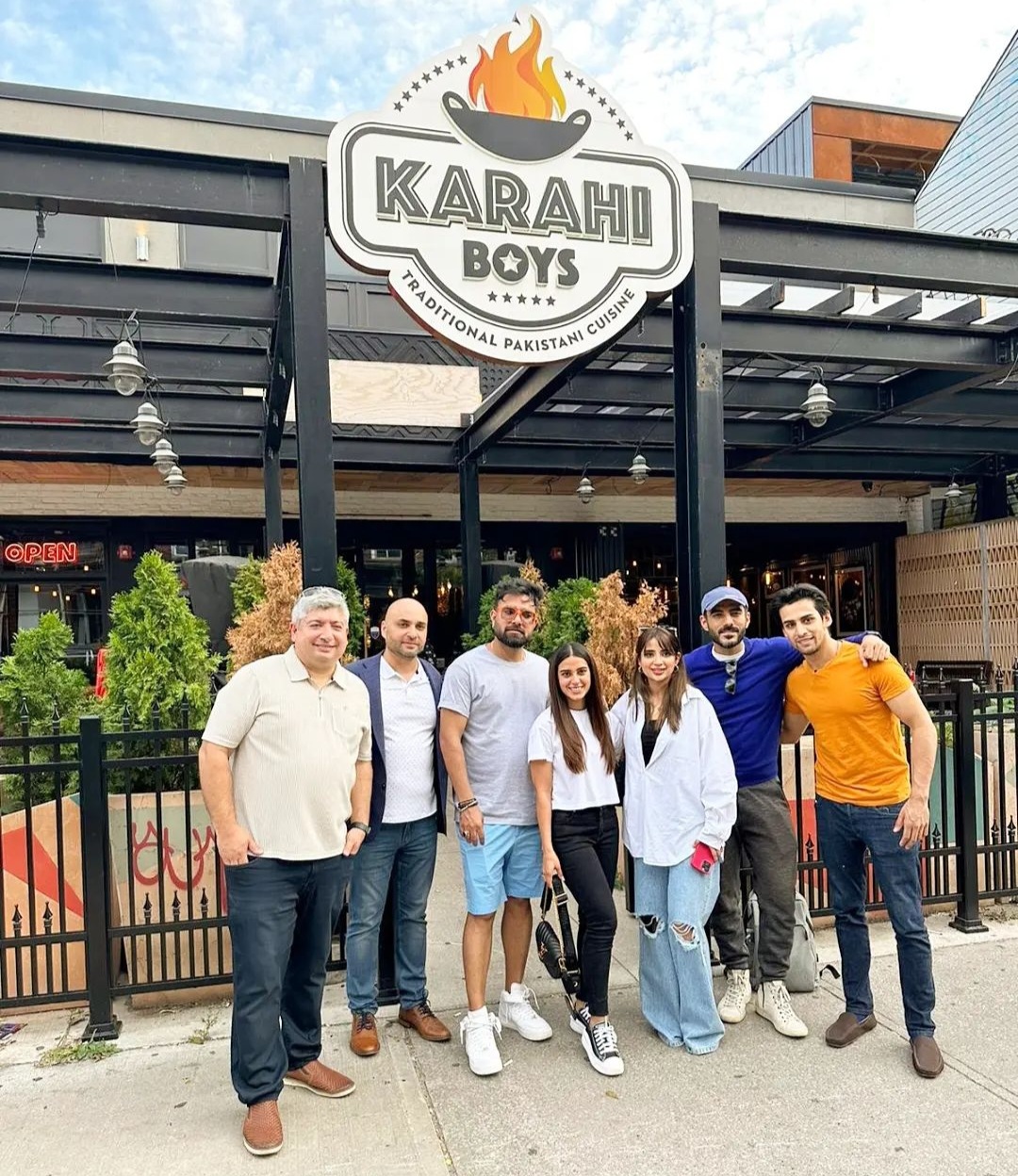 restaurant 195134 1775153737