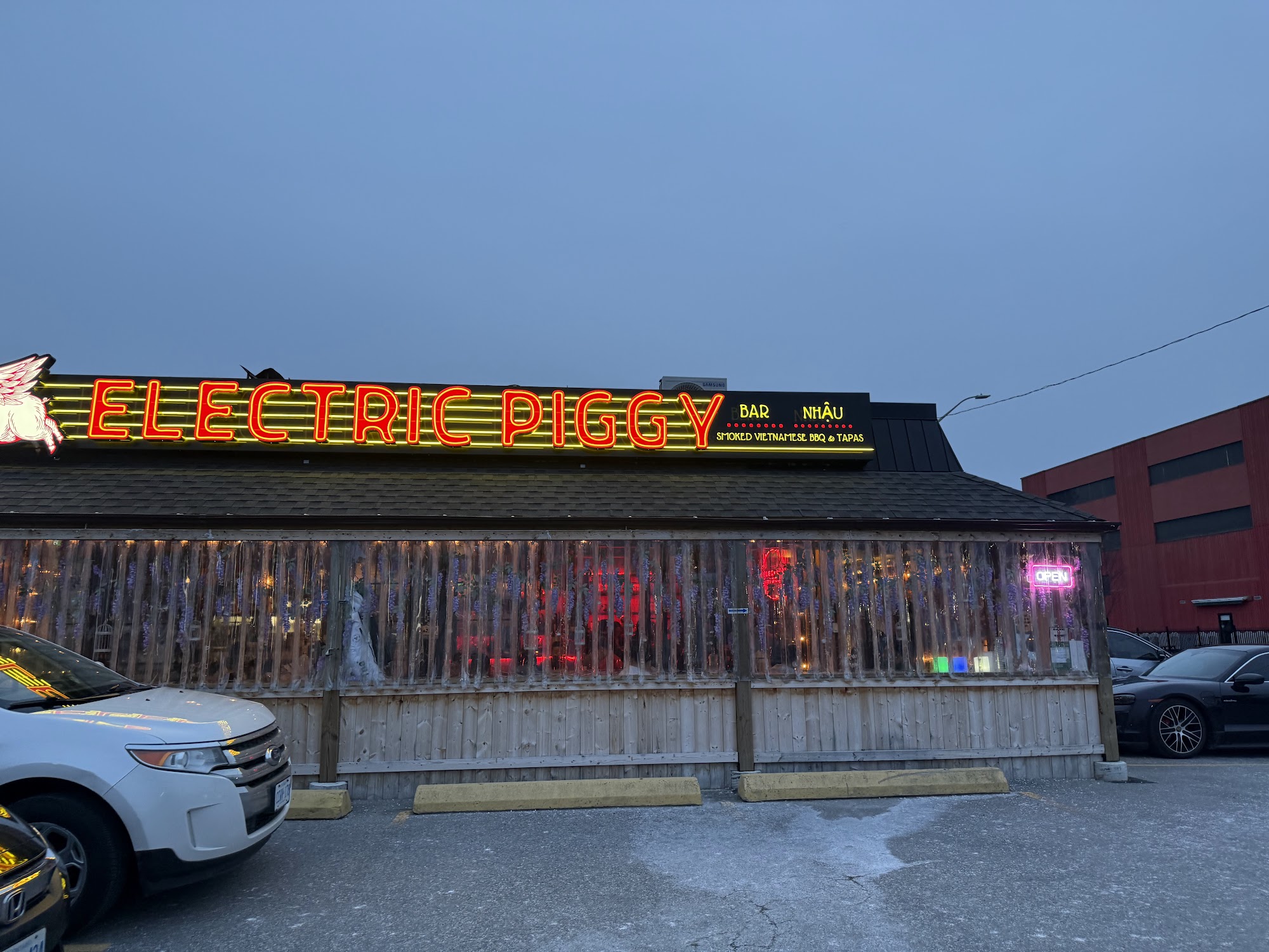 restaurant 195156 1775153744