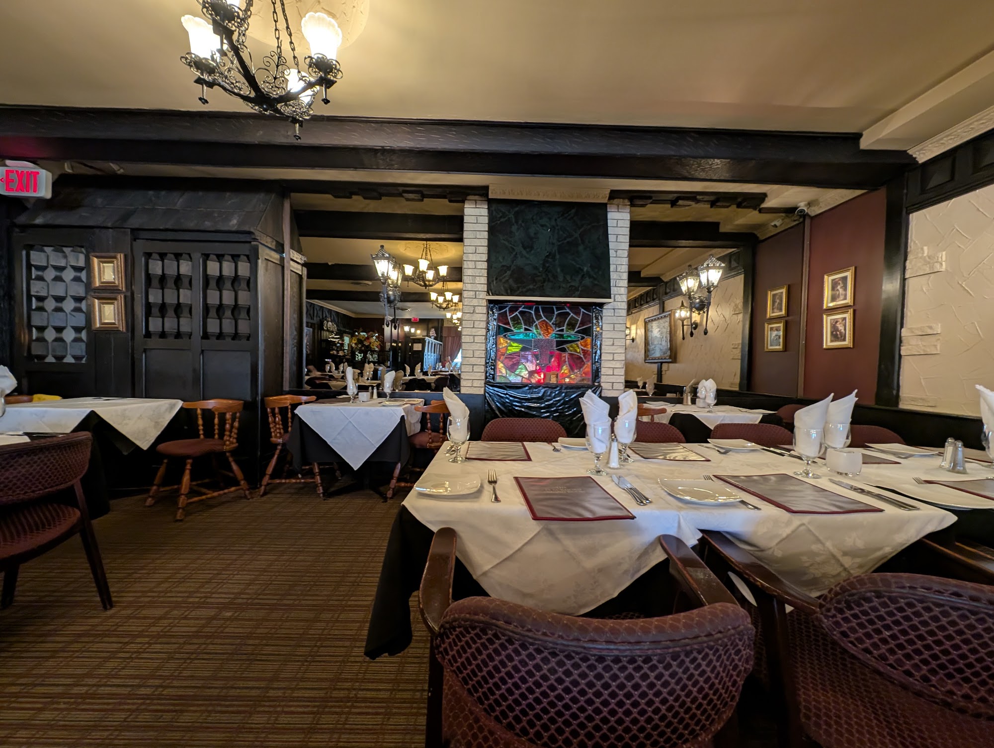 restaurant 195176 1775153750