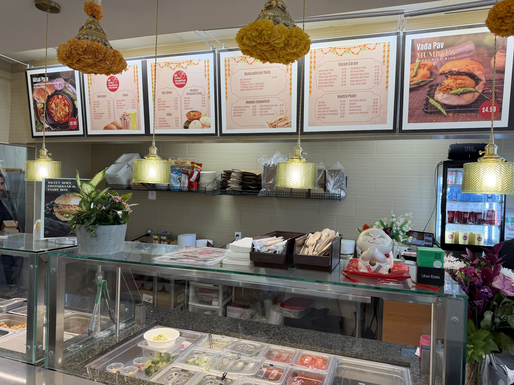 restaurant 195196 1775153757