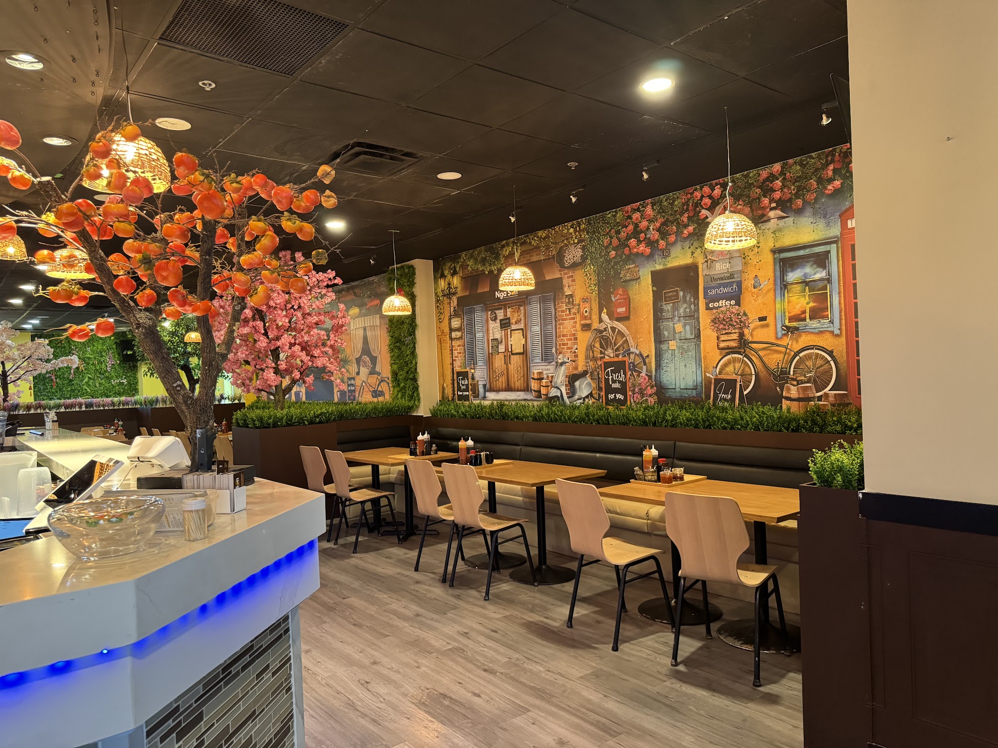 restaurant 195225 1775153763