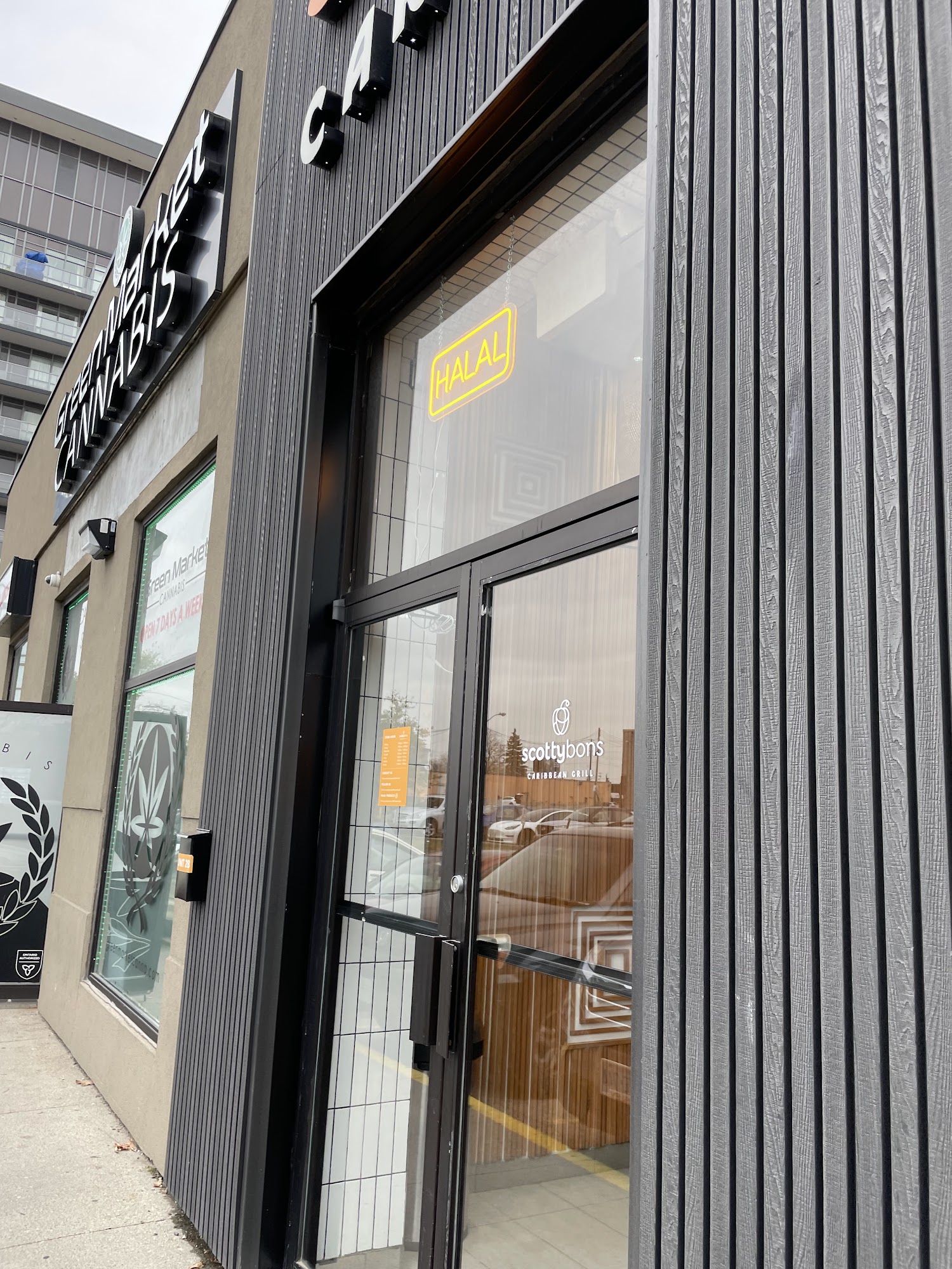 restaurant 195234 1775153771