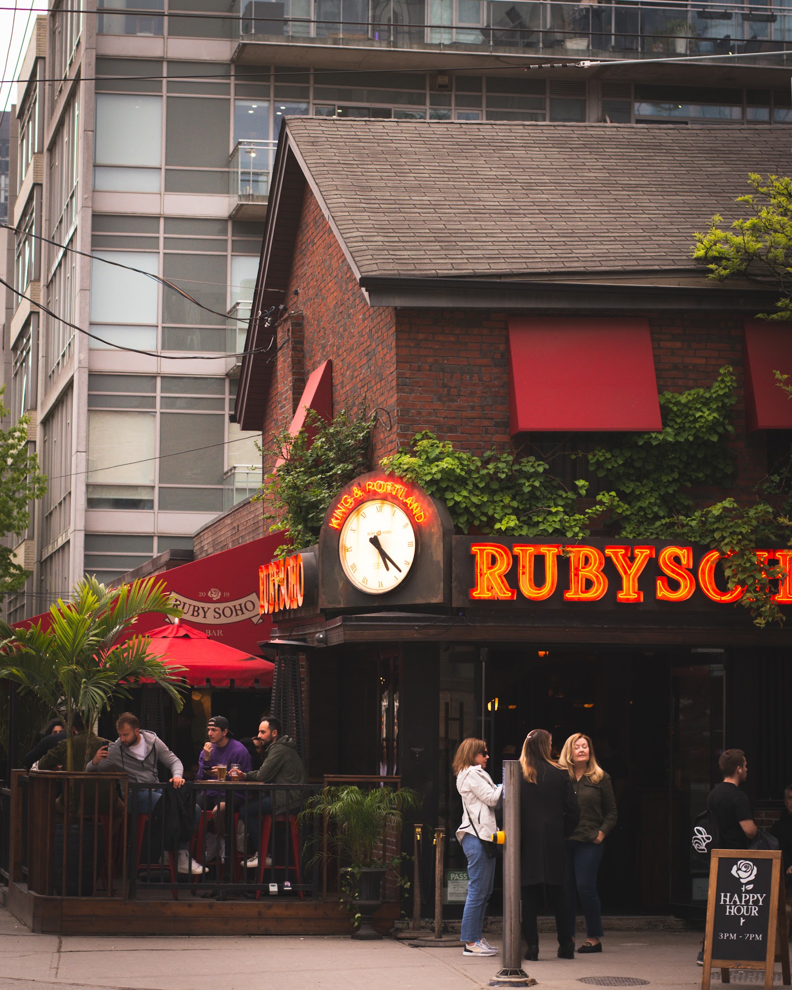 restaurant 195272 1775153783