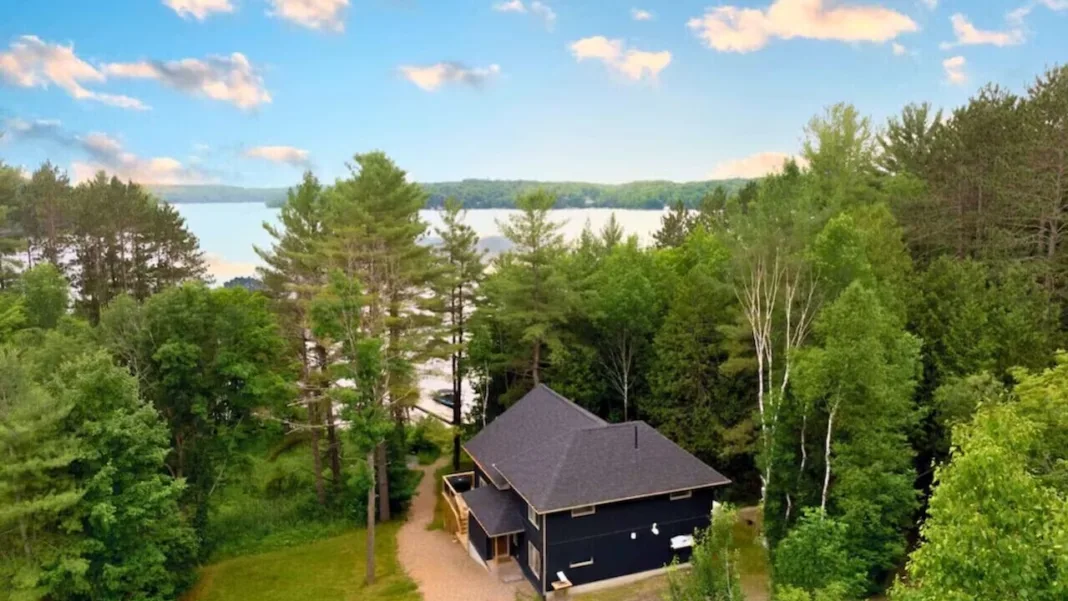 Sutton Lakehouse