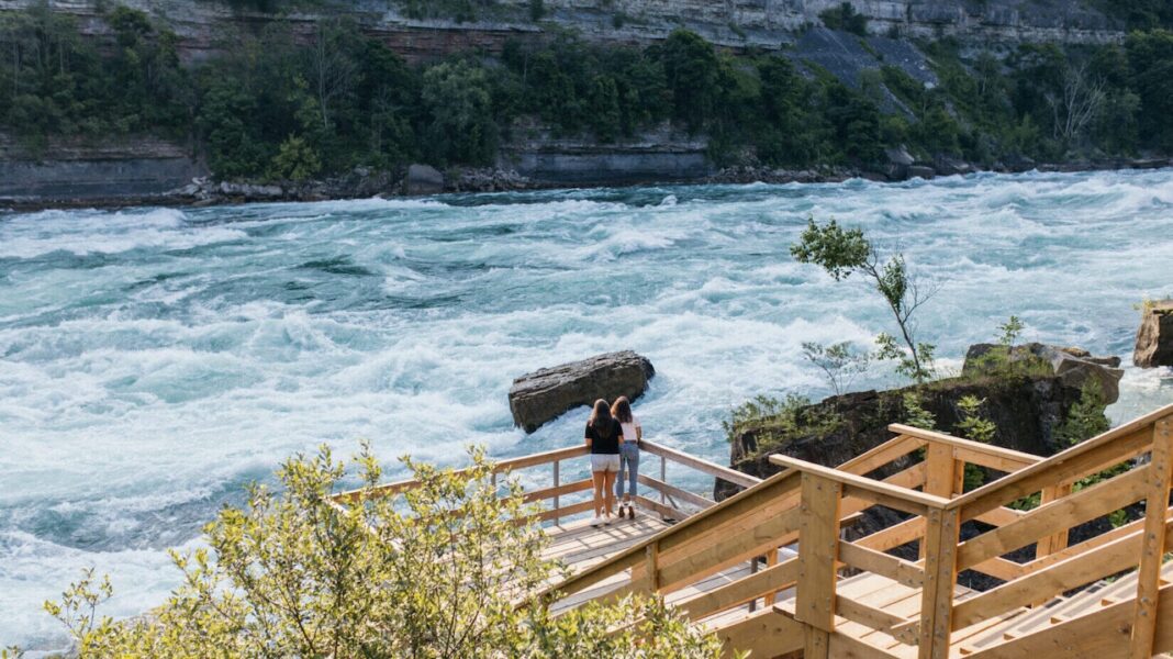 white water rapids niagara