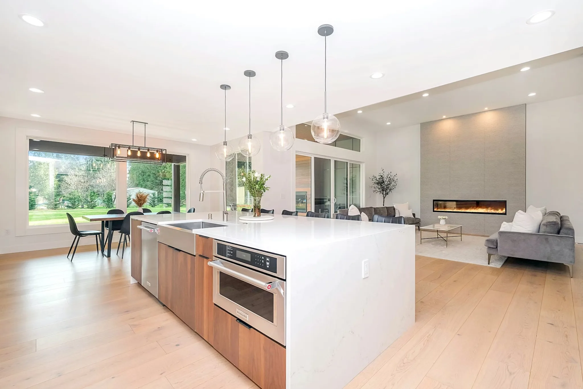 vinyl light windows doors kitchen 02